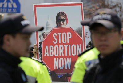 South Koreas top court orders easing of the abortion ban